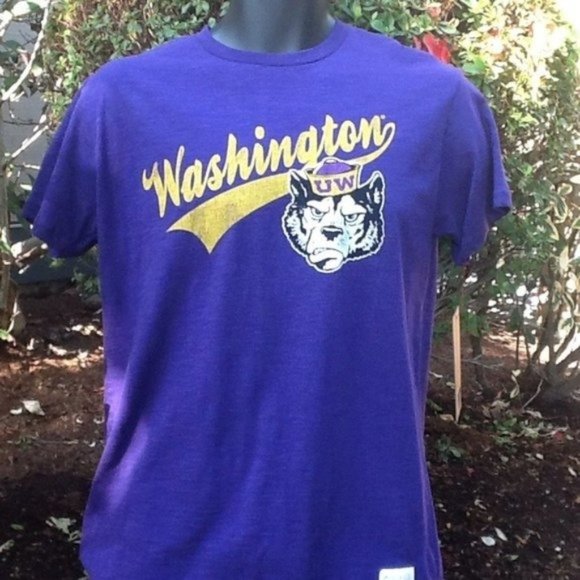 NWT Washington Huskies Sz. Medium Tee Shirt - Picture 1 of 1